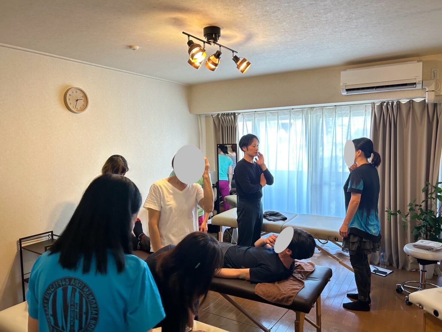 「“やっているつもり”から抜け出す学び 〜神戸市の整体サロンが語る、仲間との練習会での気づき〜」