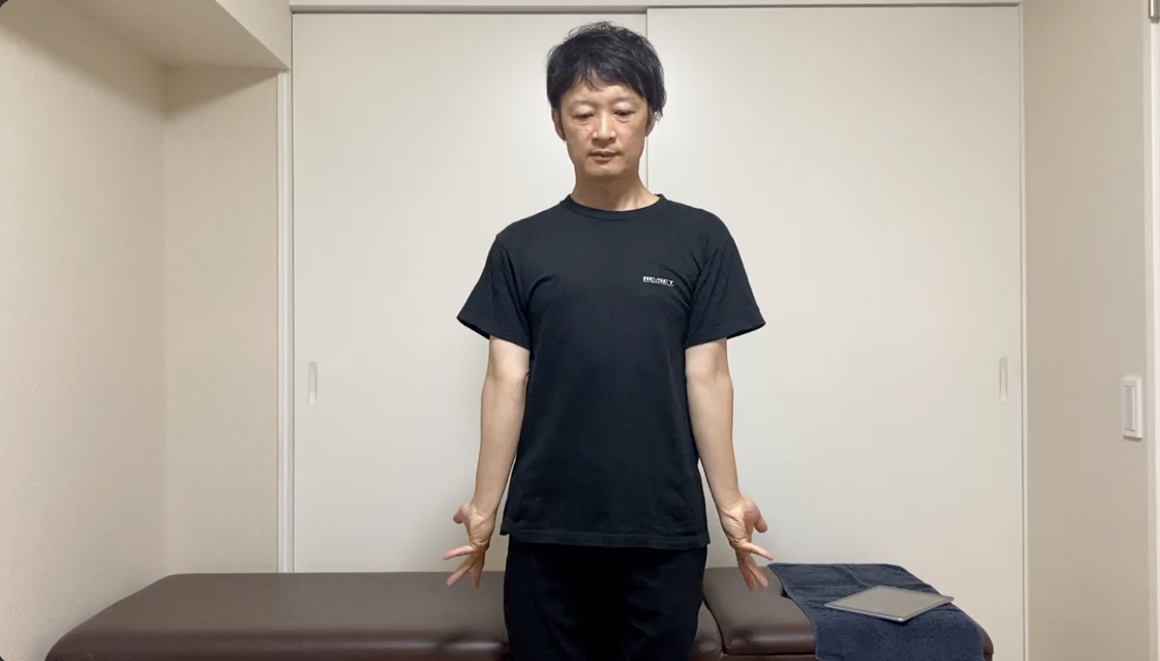 【神戸市｜整体×美容】巻肩を整えて二の腕スッキリ！1分で姿勢＆自律神経も整うRE:SETエクササイズ